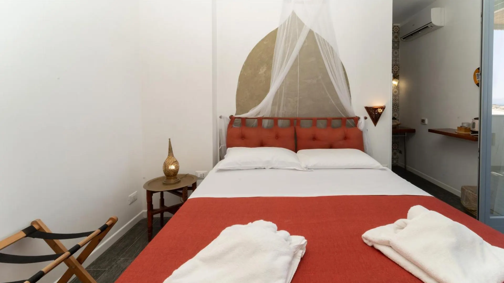 Ajamola Hotel Favignana 3*,