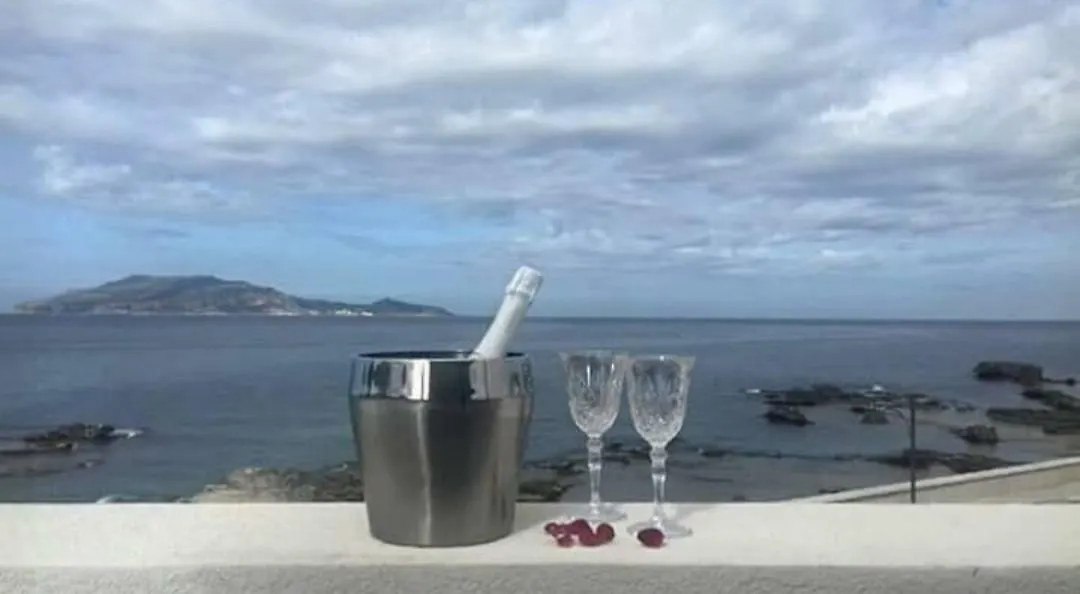 Ajamola Hotel Favignana Guest house